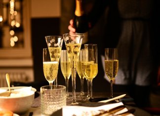 Zestaw prezentowy świąteczny jako osobisty list – jak tworzyć upominki z dedykacją, które zostaną zapamiętane na lata? Werka - zestaw prezentowy na święta (3).jpg