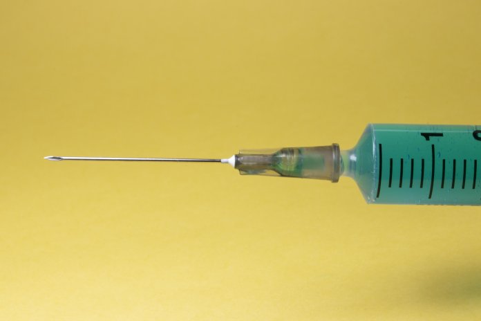 wypelnianie-kwasem-hialuronowym-3 wypelnianie kwasem hialuronowym 3.jpg