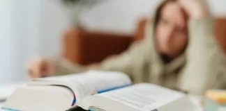 186-co-zrobic-gdy-nie-radzisz-sobie-z-nauka-na-studiach.webp