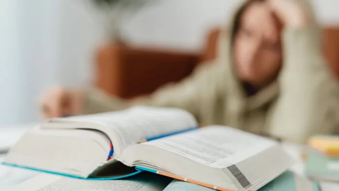 186-co-zrobic-gdy-nie-radzisz-sobie-z-nauka-na-studiach 186-co-zrobic-gdy-nie-radzisz-sobie-z-nauka-na-studiach.webp